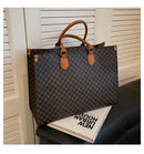 Bolsa Classic Monogram - Chic Bag