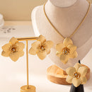 Conjunto Bijou Floral Fleur d’Or® - Éssence